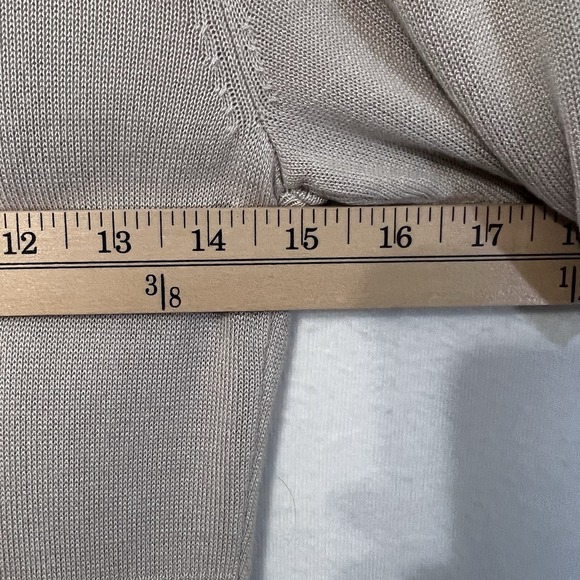 White House  & Black Market Sweater Beige, neutral, short sleeve‎ Lightweight XS - Picture 8 of 9
